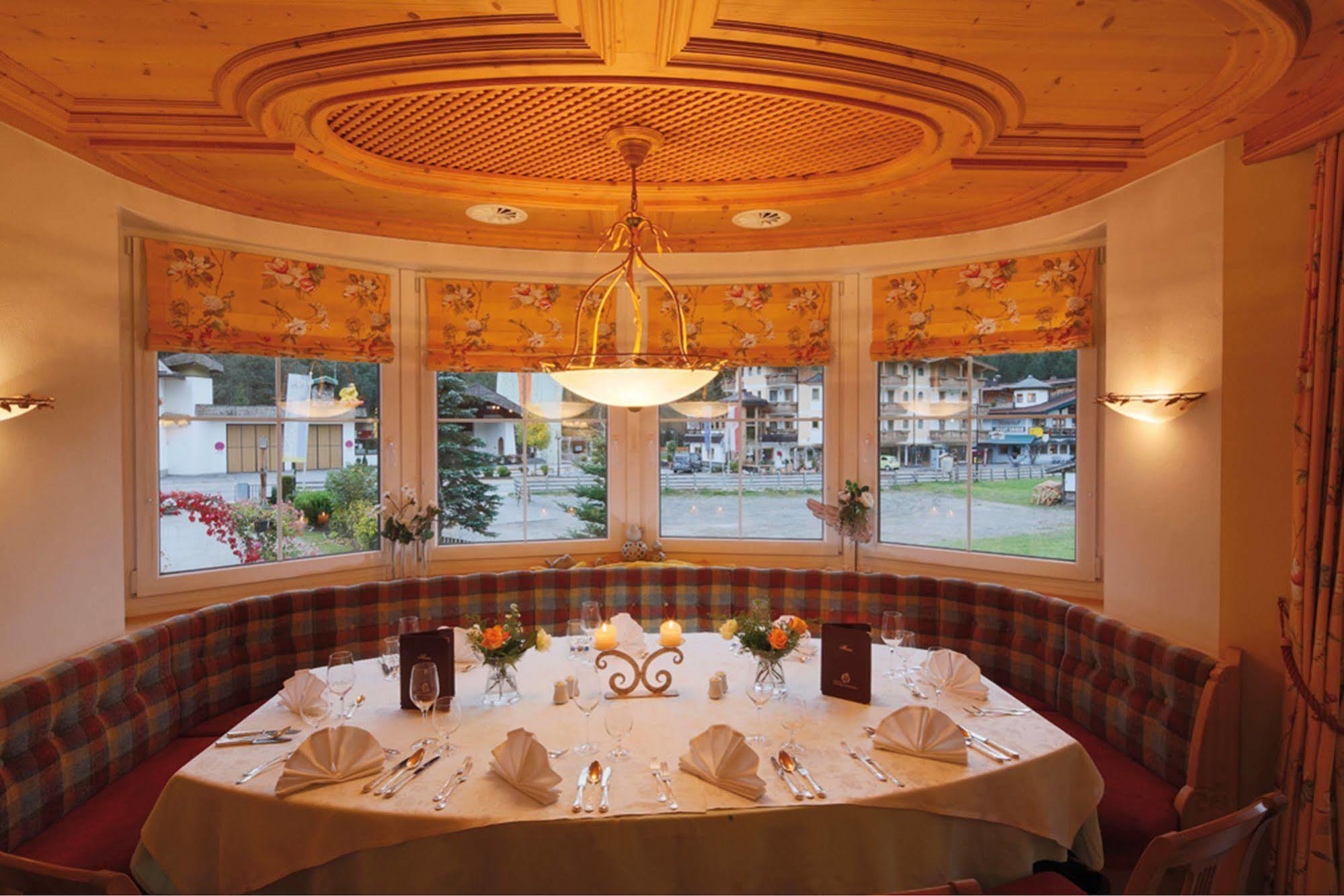 Hotel Maria Theresia Герлос Екстериор снимка